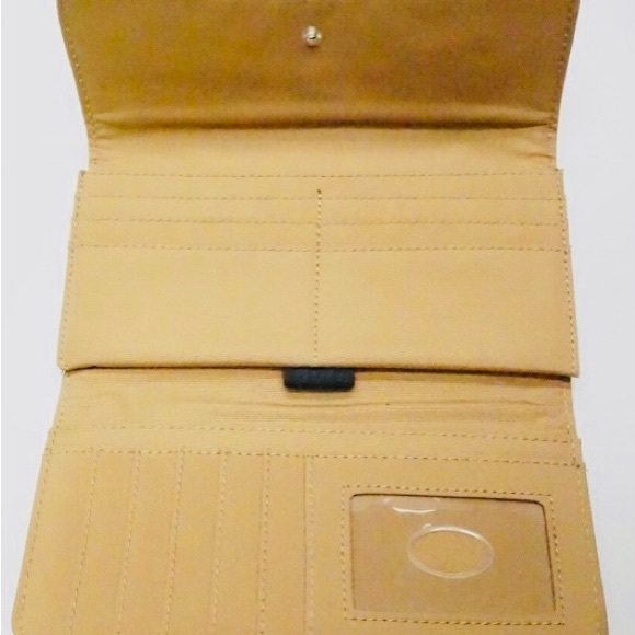 Liz Claiborne Cream Wallet with Monogram Pattern and Leather Trim EUC - Picture 5 of 6